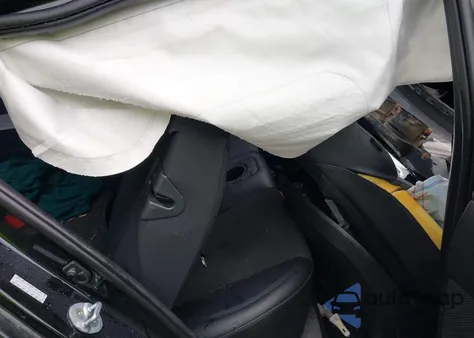 2016 Hyundai Veloster из США, поврежденный, VIN KMHTC6AD3GU289057